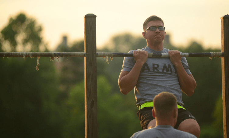 internal vs external validity: an army trainee doing chin ups