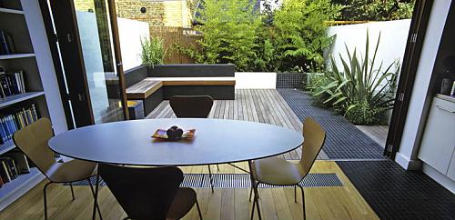20 Amazing Urban Gardens Ideas