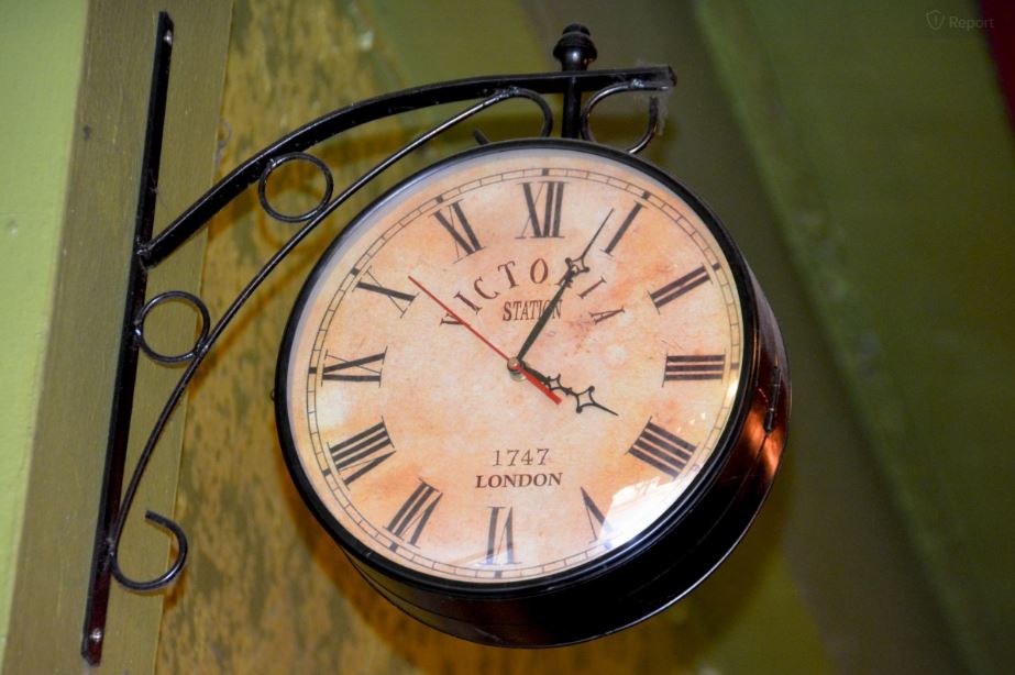 8 Stunning Quotes About the Past that Will Make You Wiser